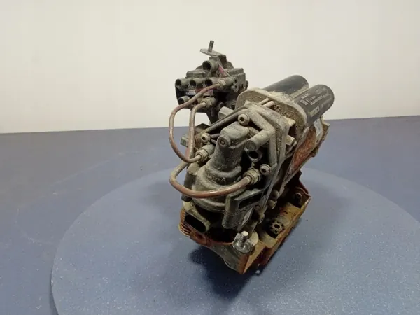 Porsche Cayenne S III Veringscompressor OEM 4M0616005G image 3