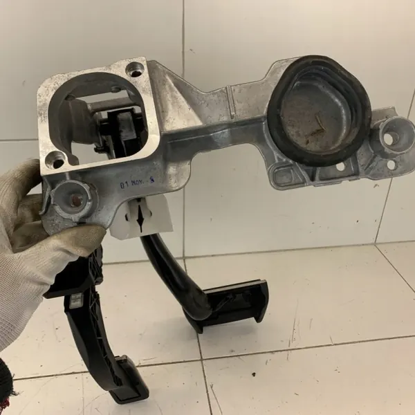 OEM 54632541257454123541 Rem & Gaspedaal Set Audi A5 image 8