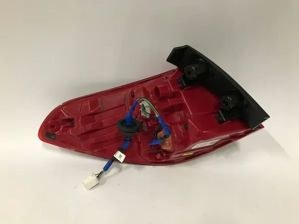 HYUNDAI i30 III KOMBI 21- Luz Trasera Derecha LED image 4