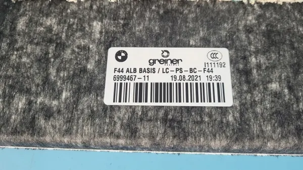 BMW 2' F44 Gran Coupe takatavaratilan hylly OEM 6999467 image 9