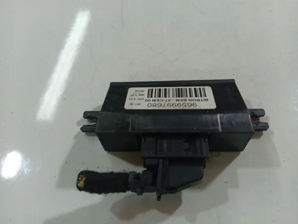 Wegfahrsperrensteuergerät OEM 9659997680 Citroen C5 image 3