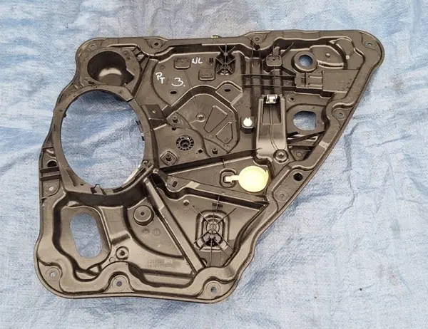 OEM 6849967RAA WLPTNR3 Régulateur Vitre Arrière Droit image 2