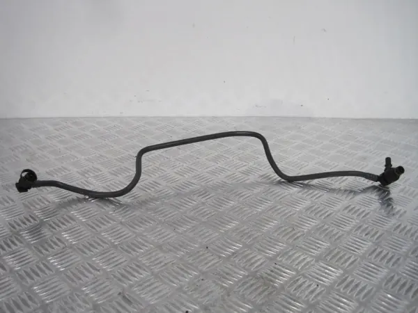 Manguera de vacío Mercedes OEM A2560182200 - Usada image 2