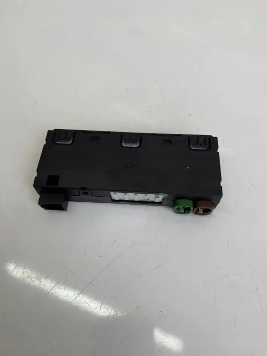 USB-portti OEM 4N1035736 Audi 3.0L Bensiini image 6