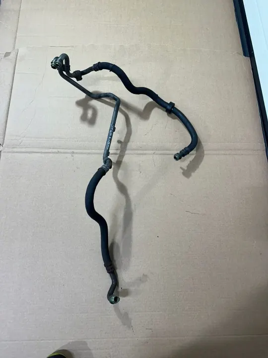 Mercedes Oljekylarrör OEM A2215001372 Begagnad image 2