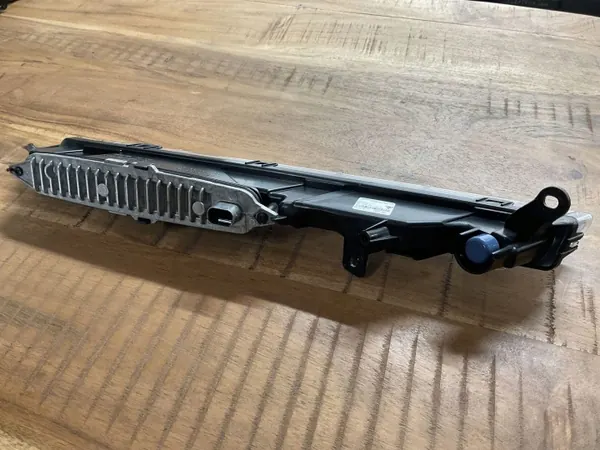 Höger LED blinkers OEM 9Y0941182A för Porsche Cayenne image 3