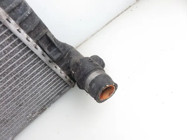 Radiador de agua Audi A5 (8T3) 1.8 TFSI OEM 8K0121251K image 4