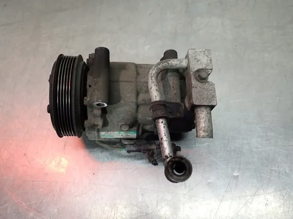 Ilmastointikompressori Ford Fiesta MK5 1.3 OEM image 2