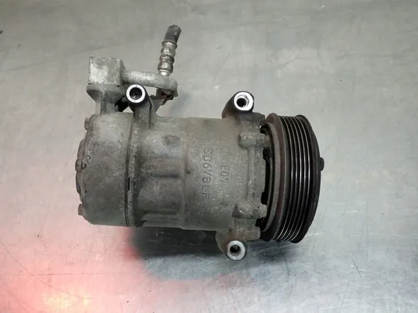 Ilmastointikompressori Ford Fiesta MK5 1.3 OEM image 3