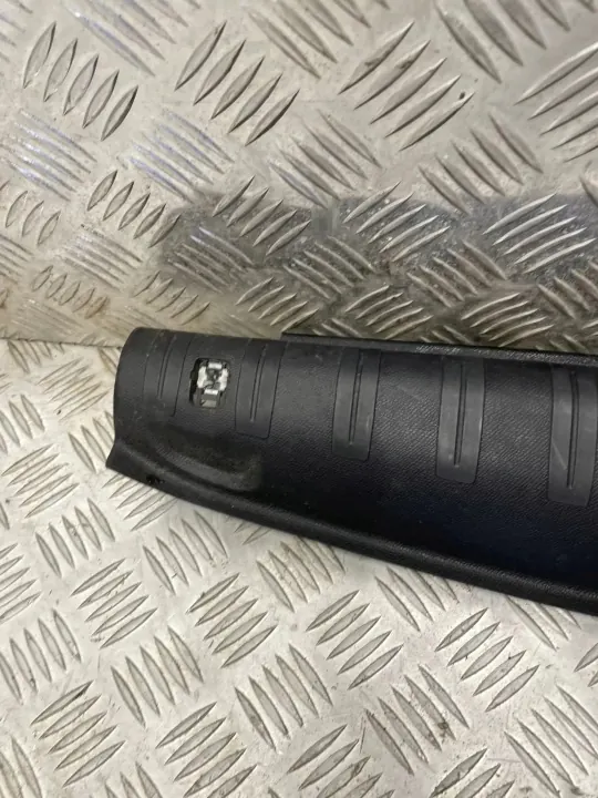 OEM 98133886ZD Kofferbakdrempelbeschermer Peugeot 308 T9 SW image 3