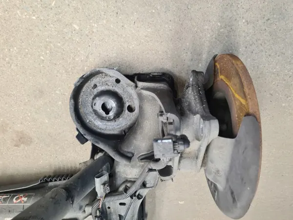 OEM Ophangbalk Achter Toyota Proace City Compleet image 3