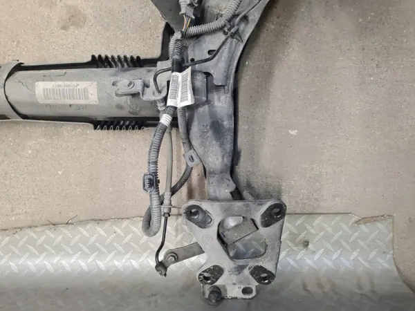 OEM Ophangbalk Achter Toyota Proace City Compleet image 4