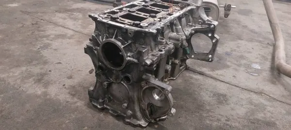 Motorblock MBGU30 för Peugeot 308 I 1.4 VTI image 7