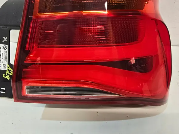BMW 1 F20 F21 Luz Trasera Derecha LED 7359018 image 3