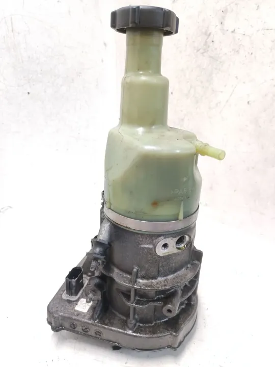 Pompe de direction Ford Mondeo MK4 OEM BG913K514AC image 4