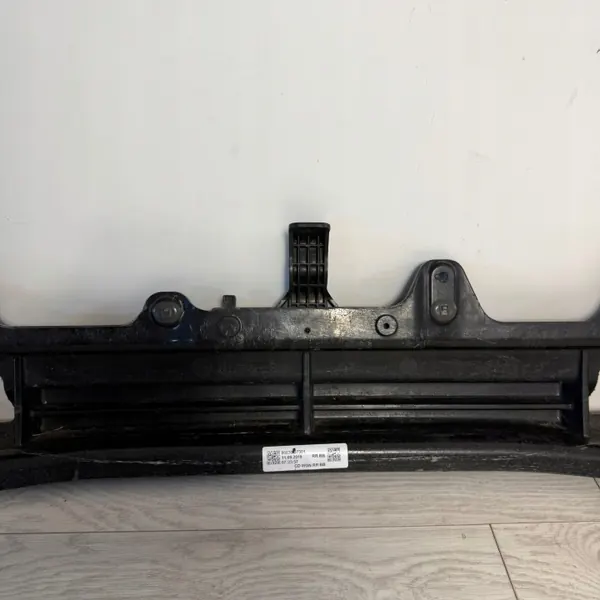 Achterbumper versterking OEM JPF86630J7301 image 10
