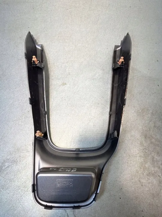 Suzuki Vitara keskikonsolin päällyste OEM FBZ17884 image 5