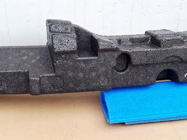 Etupuskuri-isolaatio Nissan Qashqai I J10 OEM 62090-BR00A image 3