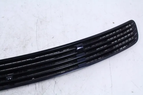 Grille Avant Mercedes W203 OEM 2038801905 - Occasion image 3
