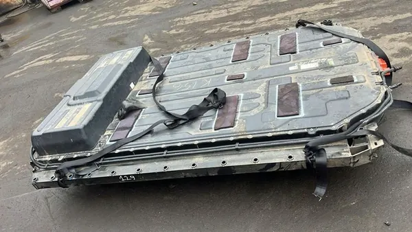 Ford USA Mustang Mach-E 2022 Accu NJ98-10B759-AB image 3