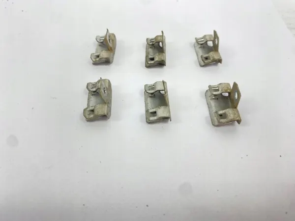 OEM SDV10770 Grapas Parabrisas Mercedes 190 image 3