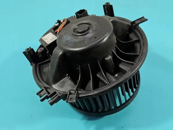 Bläsmotor OEM 5Q1819021G för Skoda Octavia III image 2