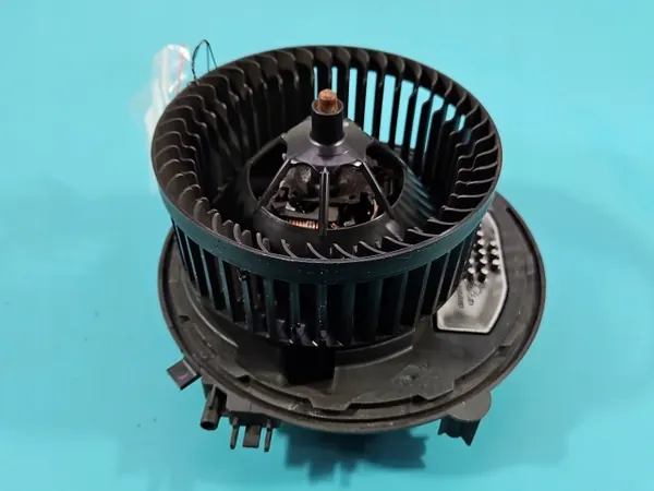 Bläsmotor OEM 5Q1819021G för Skoda Octavia III image 5
