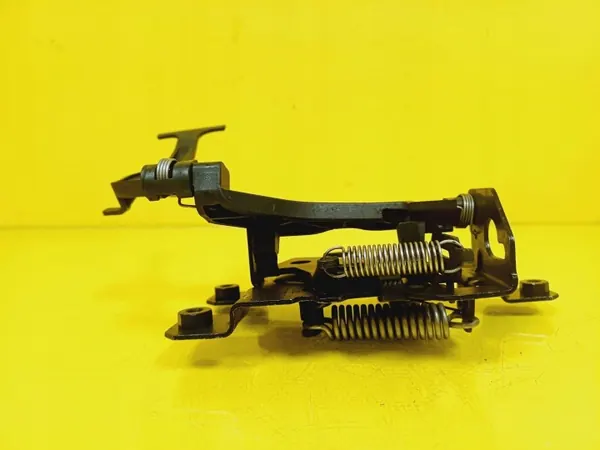 Serrure de capot Mercedes OEM DRC101123 - État utilisé image 5