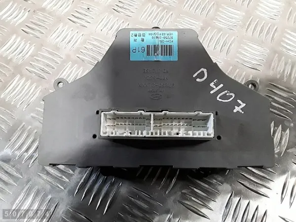 Module de contrôle climatisation Hyundai OEM 972502R610 - Occasion image 3