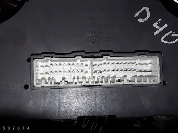 Module de contrôle climatisation Hyundai OEM 972502R610 - Occasion image 4