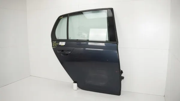 OEM 360182742 Oikea takao VW Golf VI:lle image 3