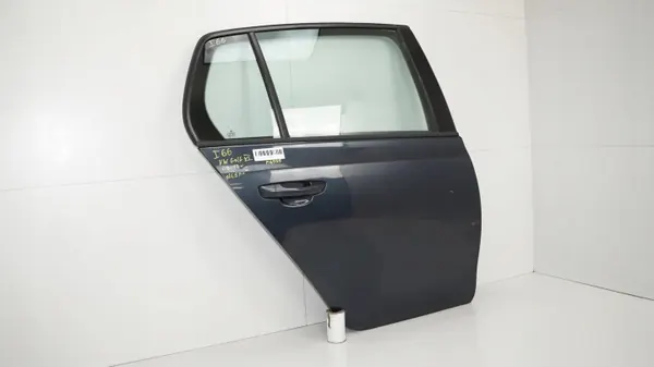 OEM 360182742 Oikea takao VW Golf VI:lle image 4