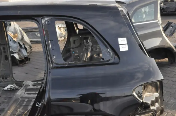 Mercedes X243 Garde-boue quart arrière droit/gauche image 10