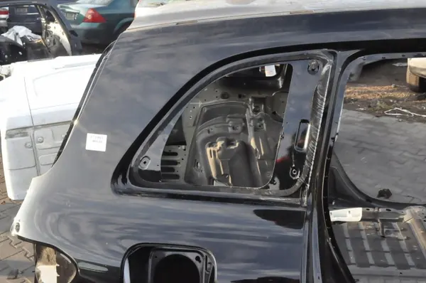 Mercedes X243 Garde-boue quart arrière droit/gauche image 4