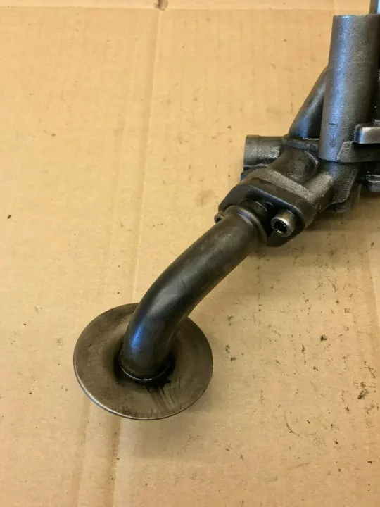 Oljefilterrör OEM 049115153B för VW Golf I image 4