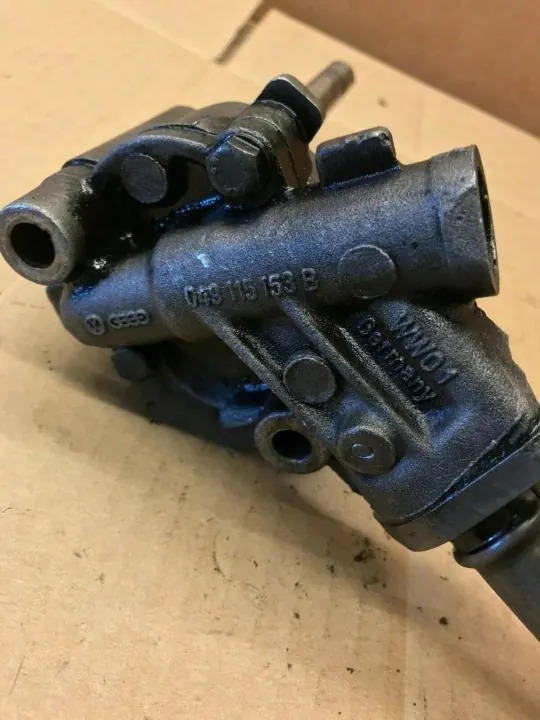 Oljefilterrör OEM 049115153B för VW Golf I image 6