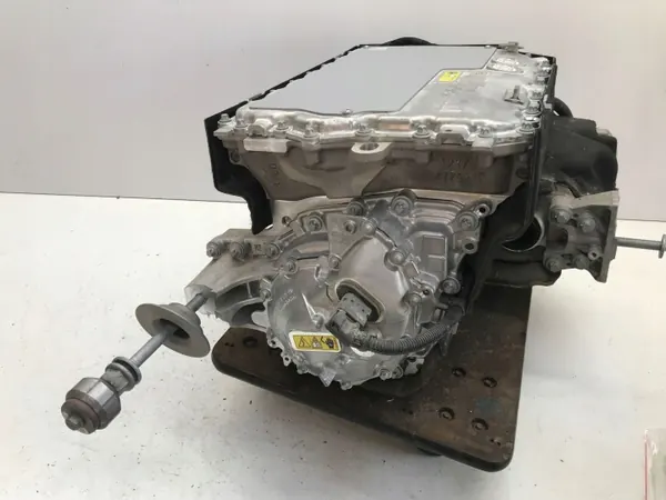 Motor Eléctrico BMW Trasero OEM 5A770B1 - Usado image 5