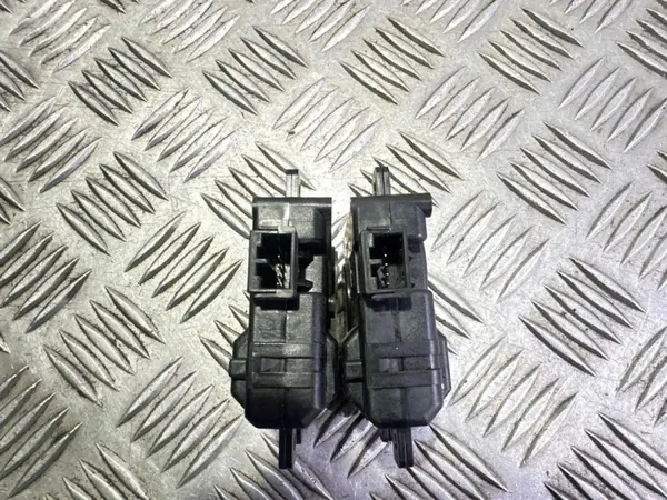 Värmestyrventil OEM CZ1138003480 för Suzuki SX4 image 3
