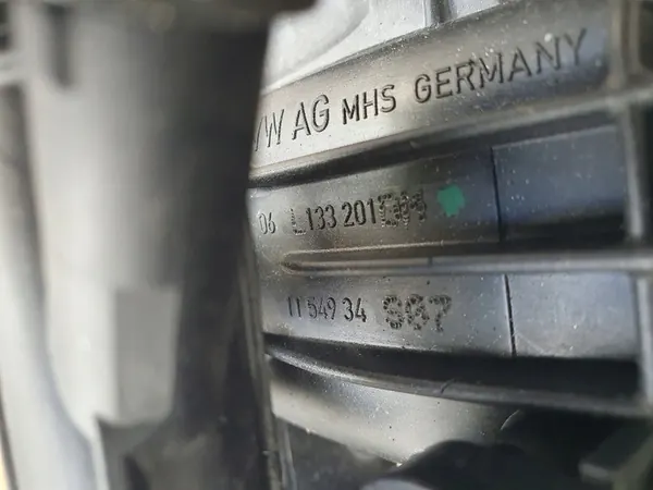 AUDI VW SKODA CUPRA 2.0 TSI Ansaugkrümmer 06L133201DM image 5