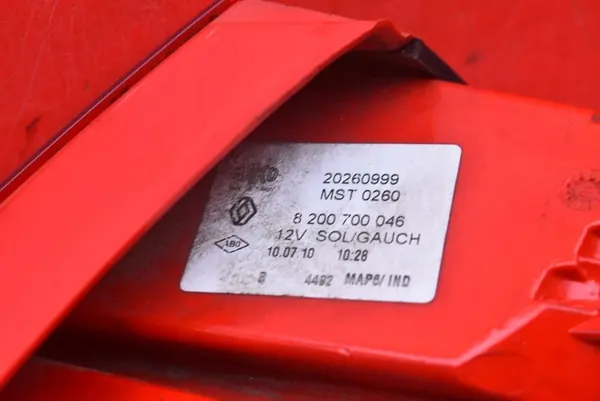 Lámpara Trasera Izquierda Renault Thalia 2008-2012 8200700046 image 3