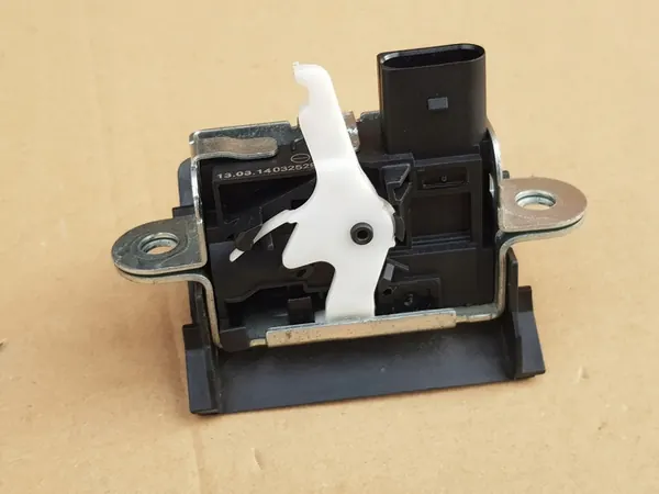 Baklucka Lås - SEAT Leon II, Altea XL, Ibiza IV - OEM image 4