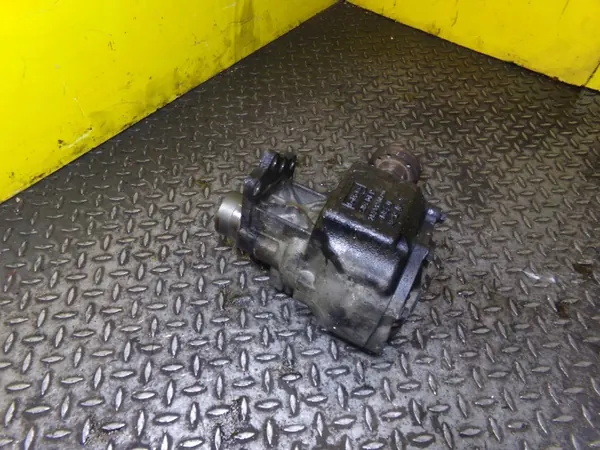 Land Rover OEM 7G9N-7L486-AB Reducer Freelander II image 4