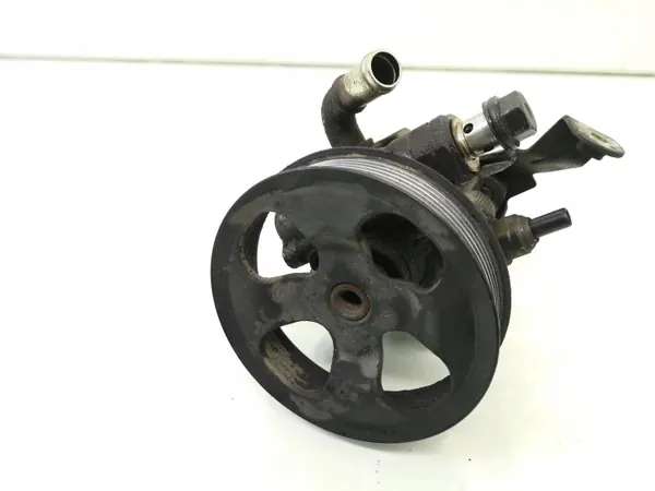Pompe de direction assistée Toyota OEM U3J15955 - Occasion image 2