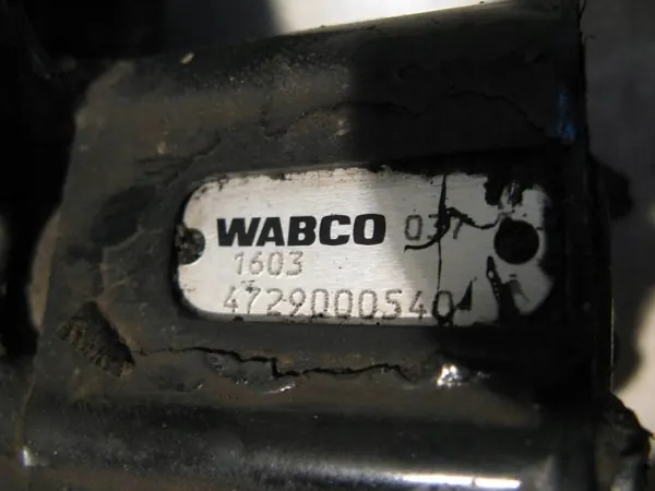 MAN TGA ECAS Ilmajousitus Tasausventtiili OEM M4729000540 image 3