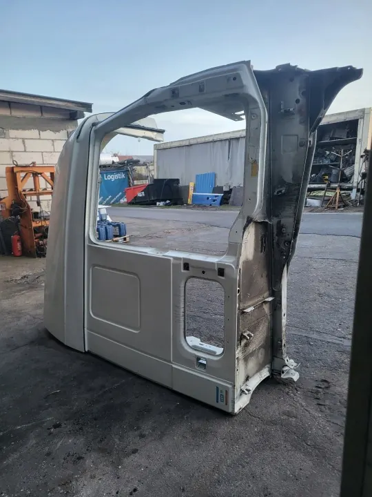 Cadre de quart de cabine DAF XF 106 20R - OEM Kabina Bok Ćwiartka Szkielet image 4