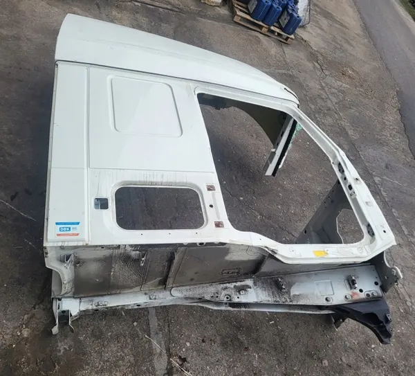 Cadre de quart de cabine DAF XF 106 20R - OEM Kabina Bok Ćwiartka Szkielet image 7