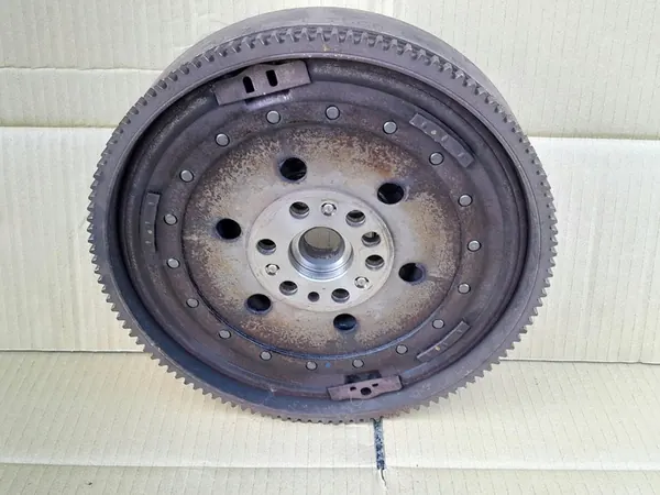 Volante de Dupla Massa BMW E90 E91 E92 E93 E81 E87 318i 320i image 2