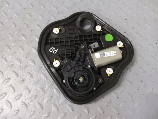 OEM 4G8837004 Türspannmotor vorne rechts image 3