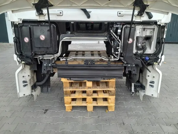 Cabine complète MAN TGS Euro 6 OEM KABINA MAN 1 image 10