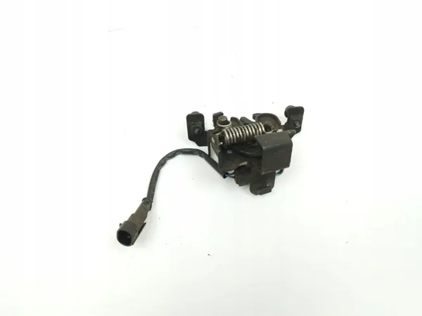 2016 Maserati Ghibli Trava do capô image 2